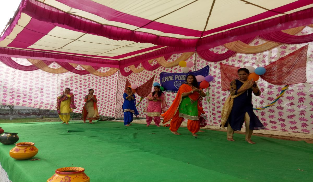Photo Gallery Developed By Sanjivani Solutions